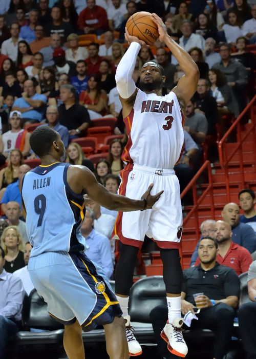 2015年：由于“盗取资料”指控，MLB调查红雀队对太空人数据库的入侵。