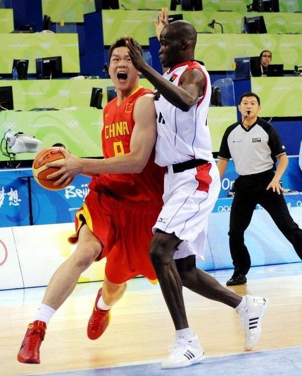 中国高尔夫百佳球场评选十佳榜首揭晓：春城湖畔度假村问鼎 从首届夺冠到持续领跑