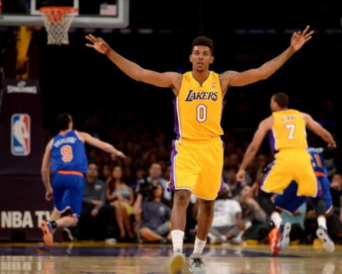 刚刚，开拓者主帅终于对杨瀚森“开金口”，点评来了！